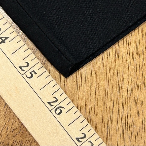 Hilary Radley Black Stretch Pull-on Crop Pants M - Picture 10 of 10